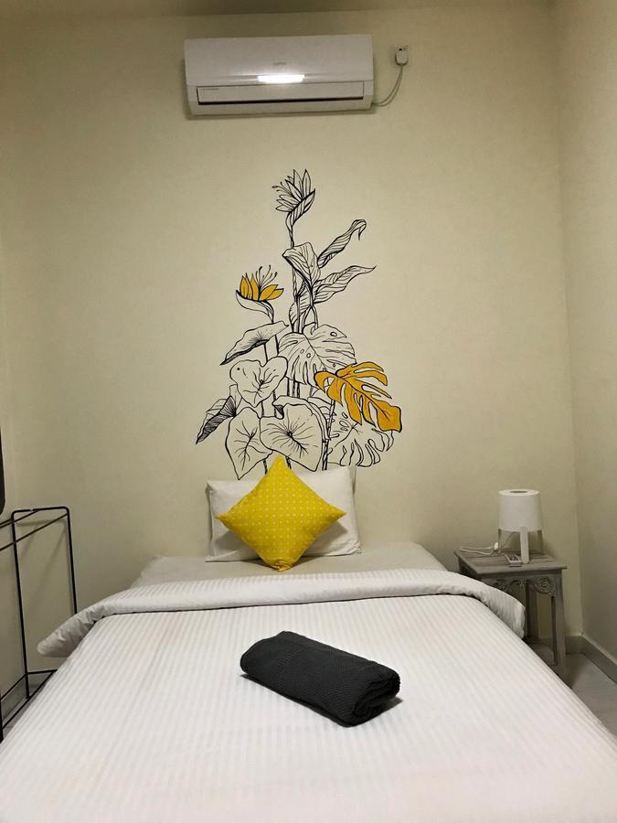 Matta Lodge Kuta Selatan Exterior foto